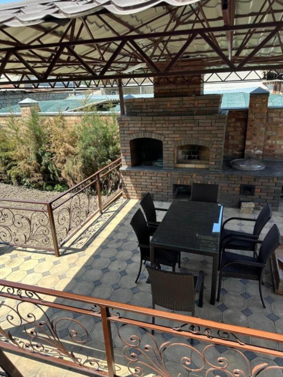 Amanat Guest House Бишкек Экстерьер фото