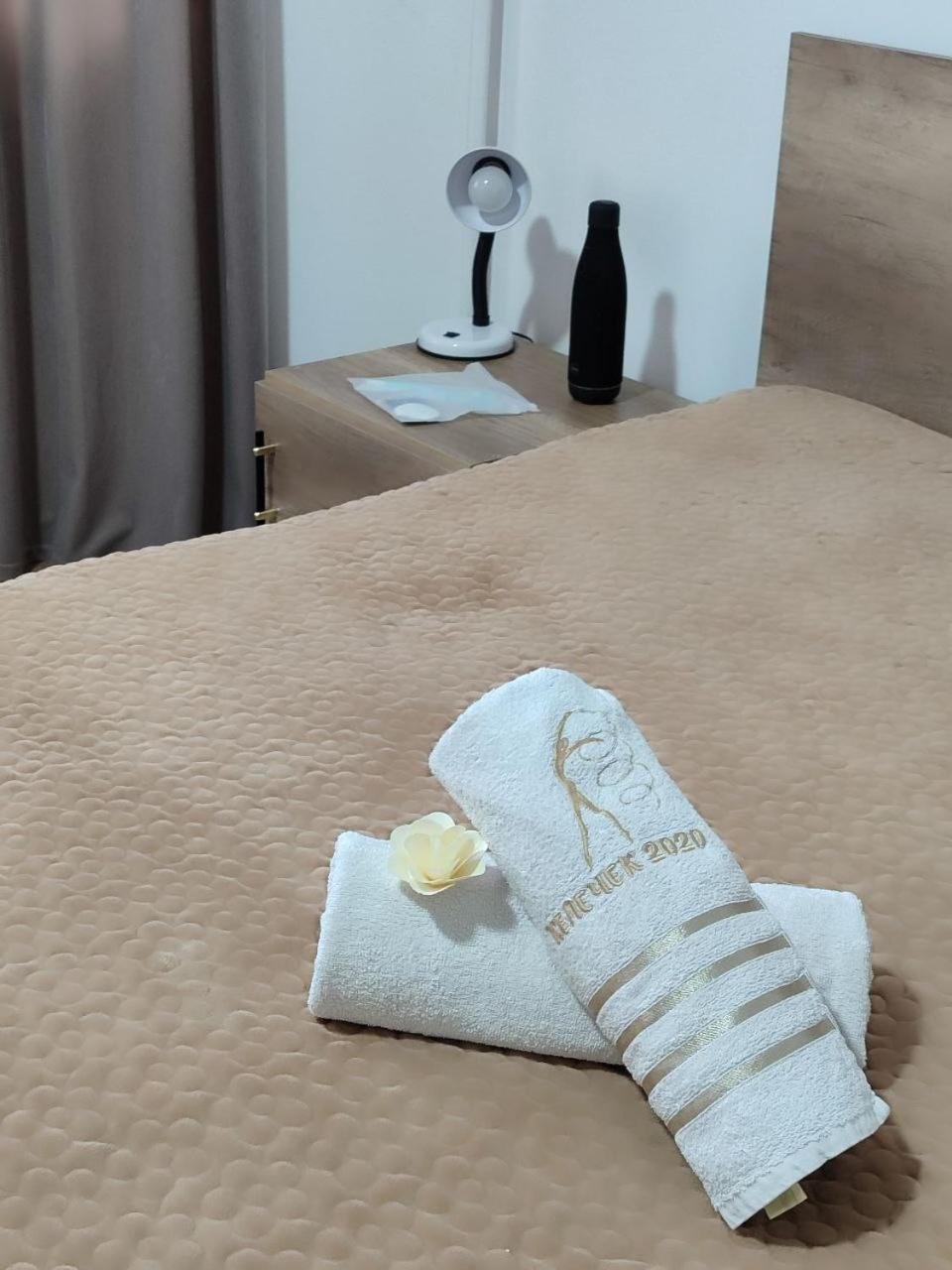 Amanat Guest House Бишкек Экстерьер фото