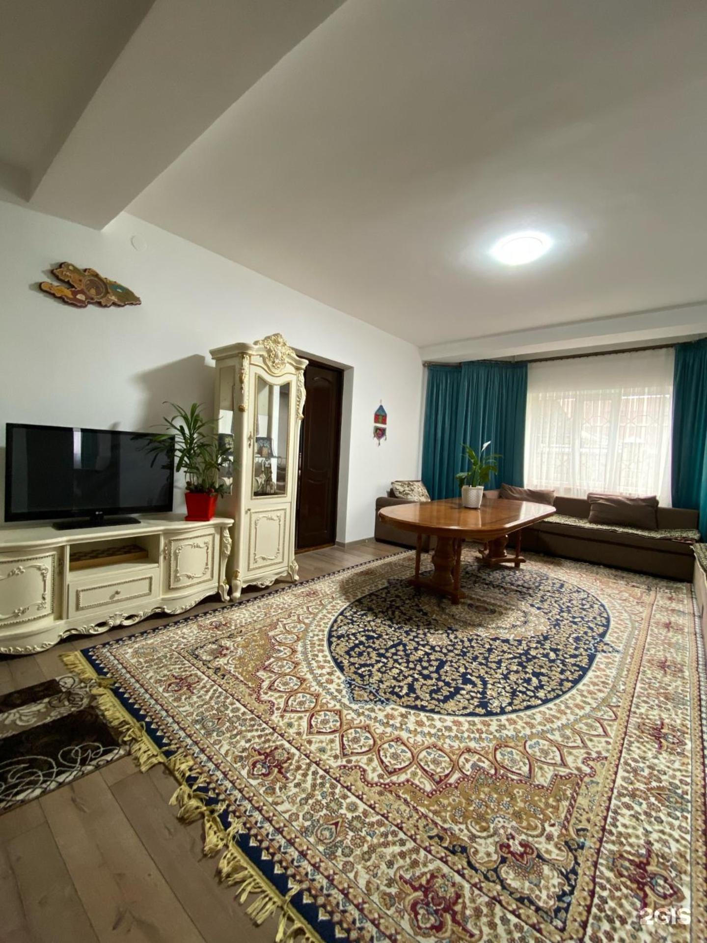 Amanat Guest House Бишкек Экстерьер фото